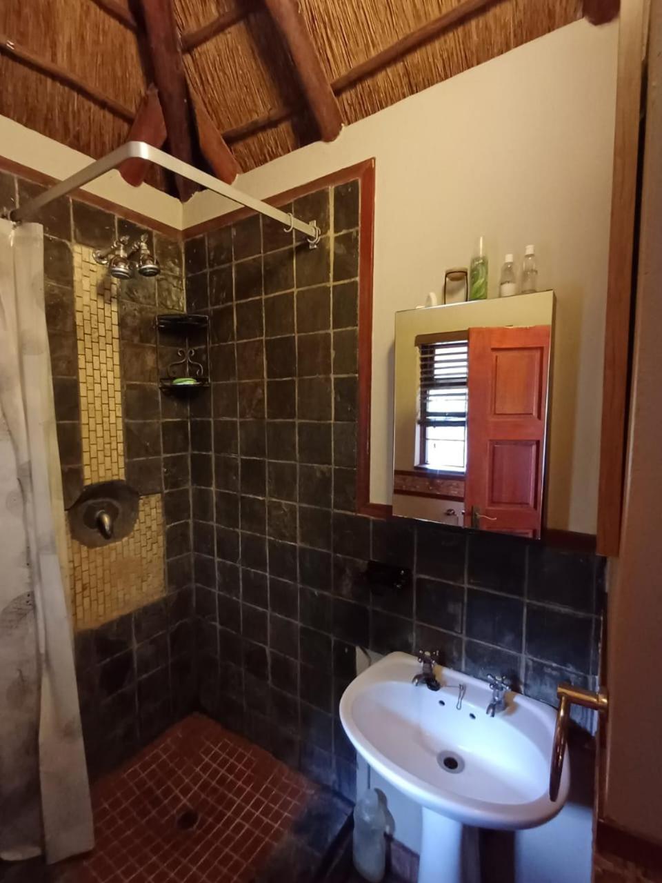 Adorable Unique Guest House - African Bush Feel Kalkheuvel Екстер'єр фото